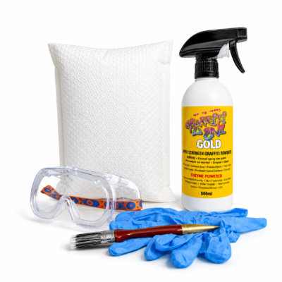 Graffiti-Enz Gold Graffiti Removal Kit – 500ml graffiti remover with safety goggles, gloves, brush and application bag